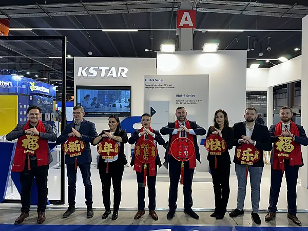 KSTAR apresenta soluções de energia de ponta na ENEX New Energy Poland 2024